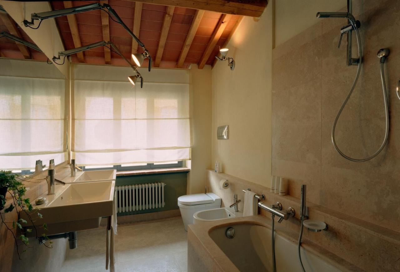 Fattoria Casamora - Suites Pian Di Sco Экстерьер фото